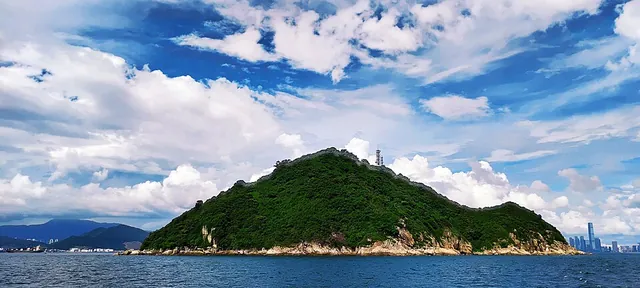 Kau Yi Chau