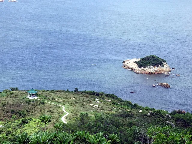 Ngan Chau off Peng Chau
