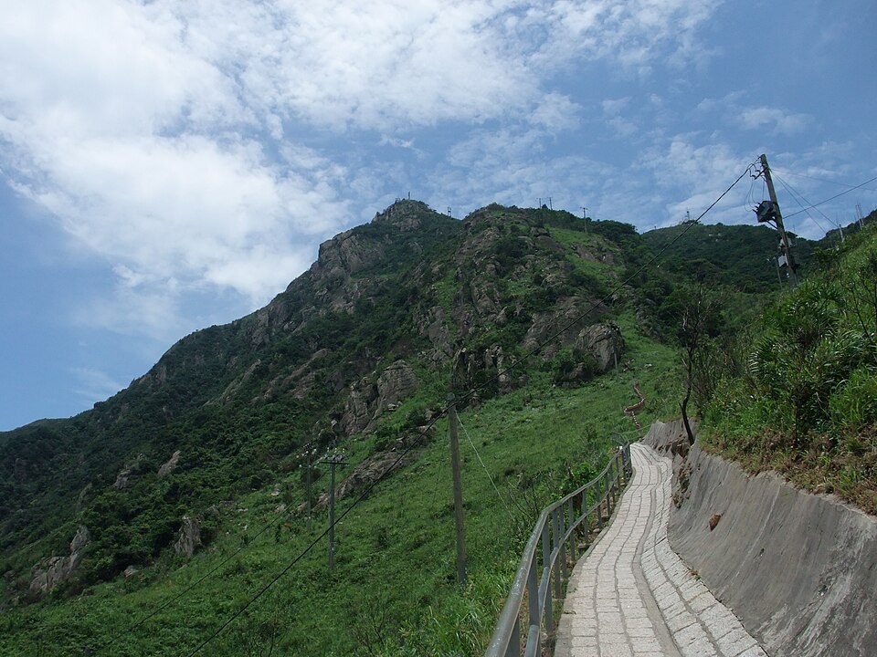 Castle Peak · 青山