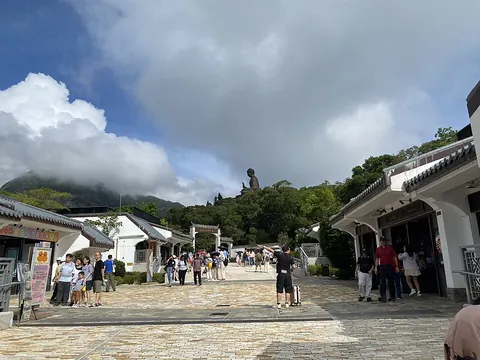 昂坪市集及天壇大佛