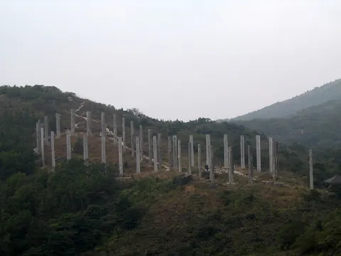昂坪心經簡林(郊遊徑起點)