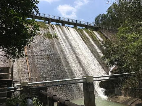 Lam Tei Irrigation Reservoir dam, near the trail's end