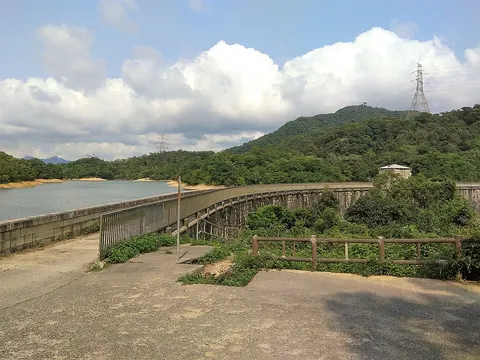 九龍水塘主壩
